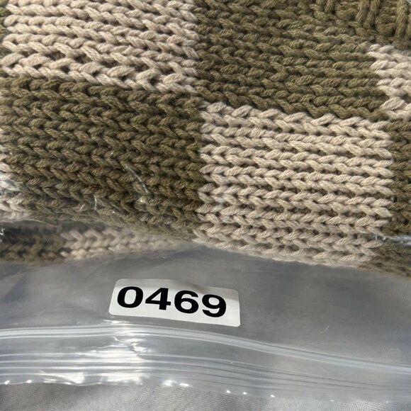 Blue Blush Women's Size Large Checkered Sweater Cropped Oversized - Picture 9 of 9